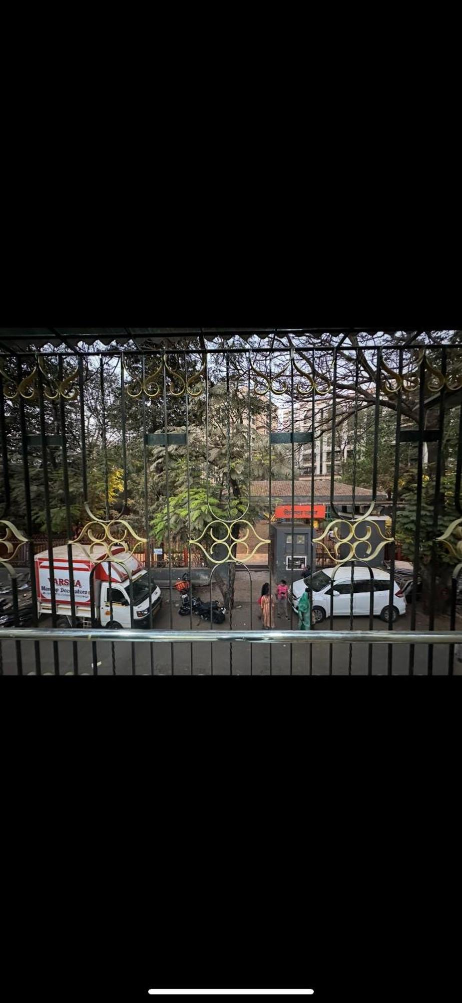 1bhk-entire Near Kokilaben Dhirubhai Ambani Hospital Andheri W Apartament *
