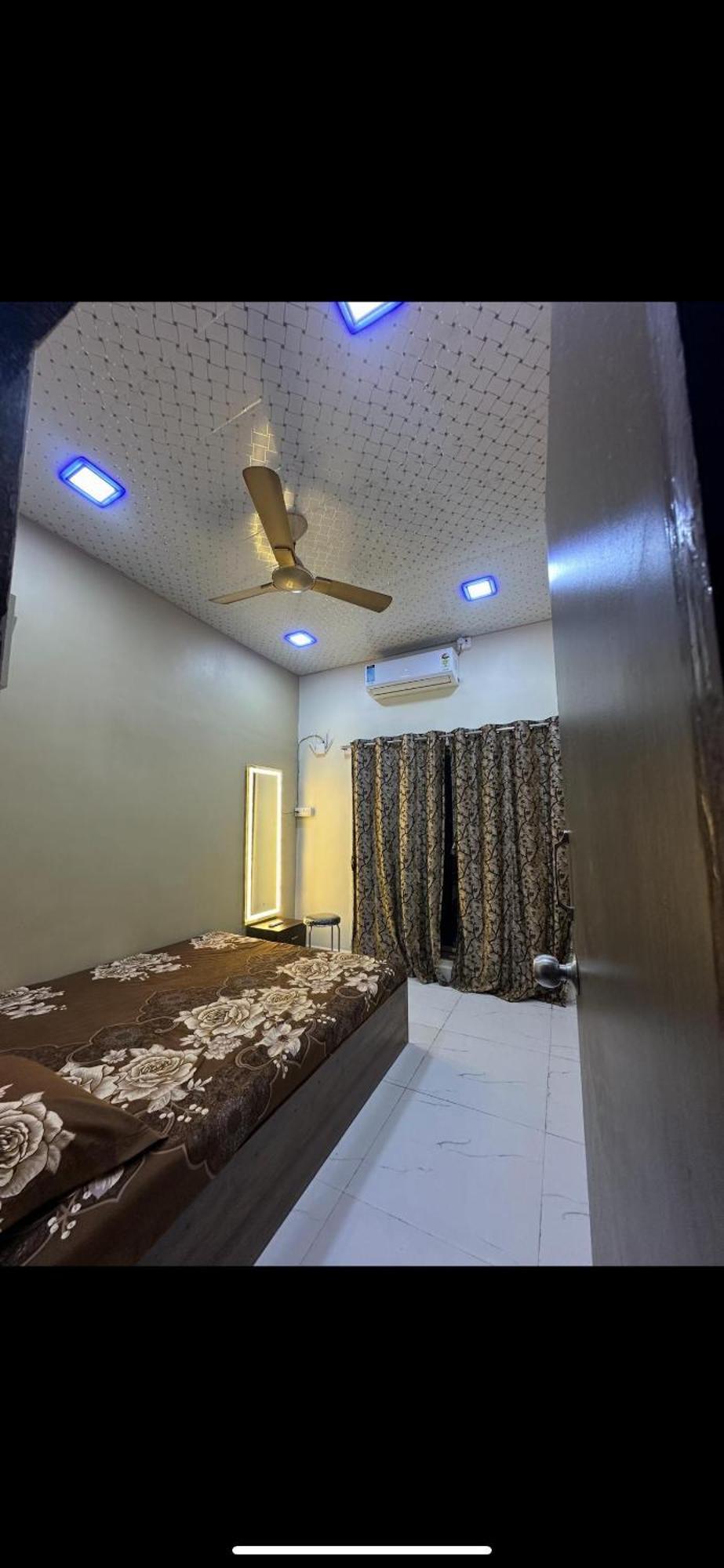 1bhk-entire Near Kokilaben Dhirubhai Ambani Hospital Andheri W * Bombaj