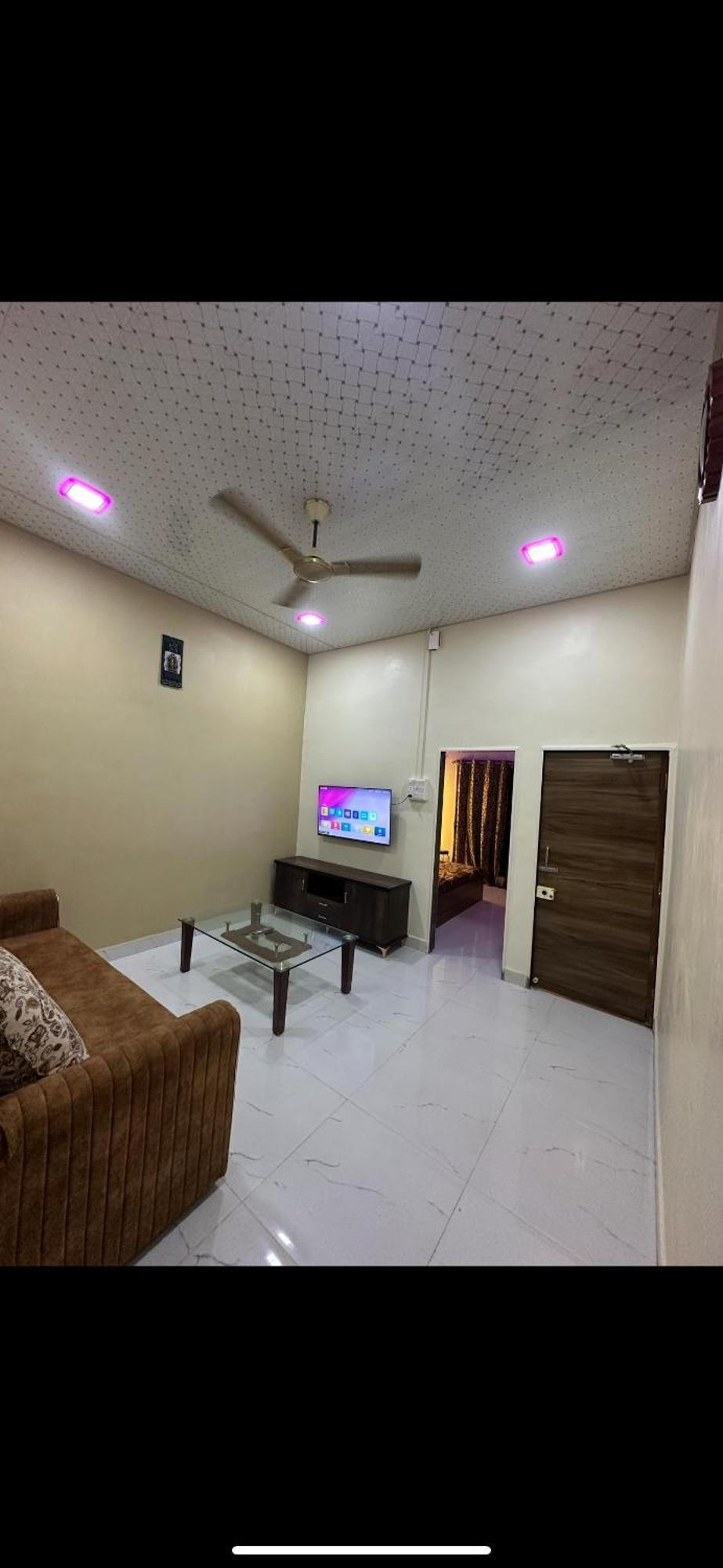 1bhk-entire Near Kokilaben Dhirubhai Ambani Hospital Andheri W * Bombaj